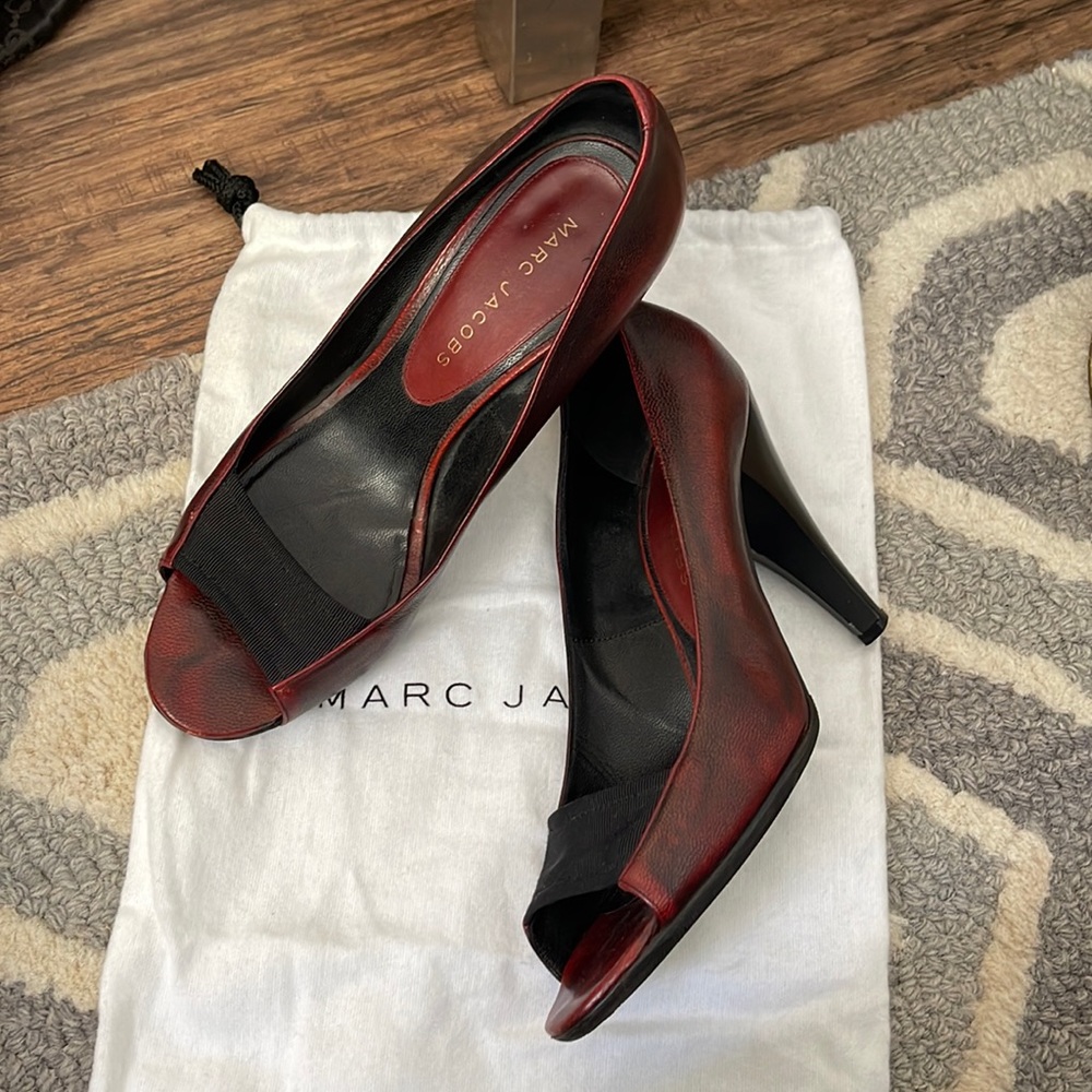 Marc Jacobs summer pumps
